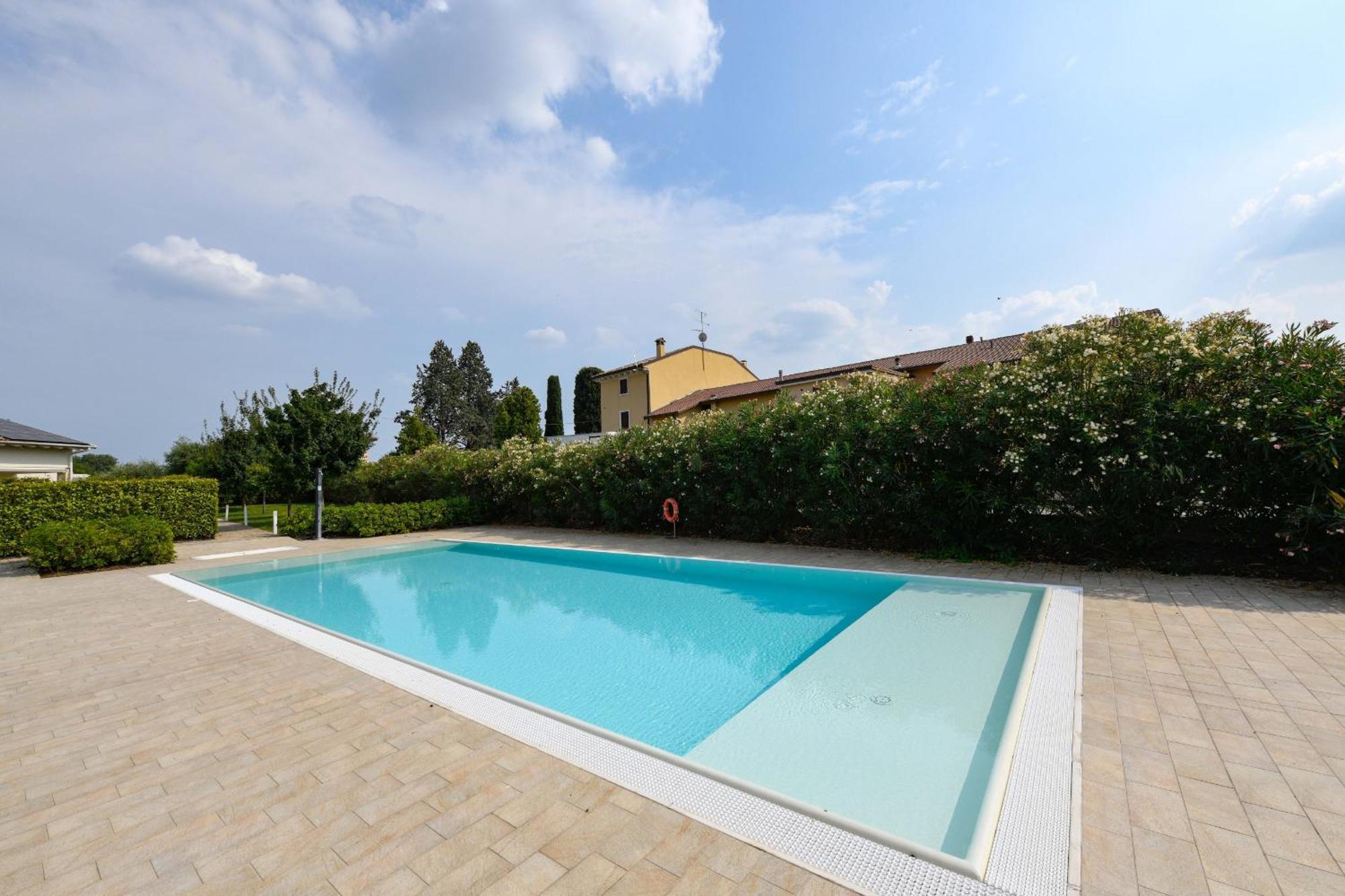 Mgh Luxury - Marlene Chalet Peschiera del Garda